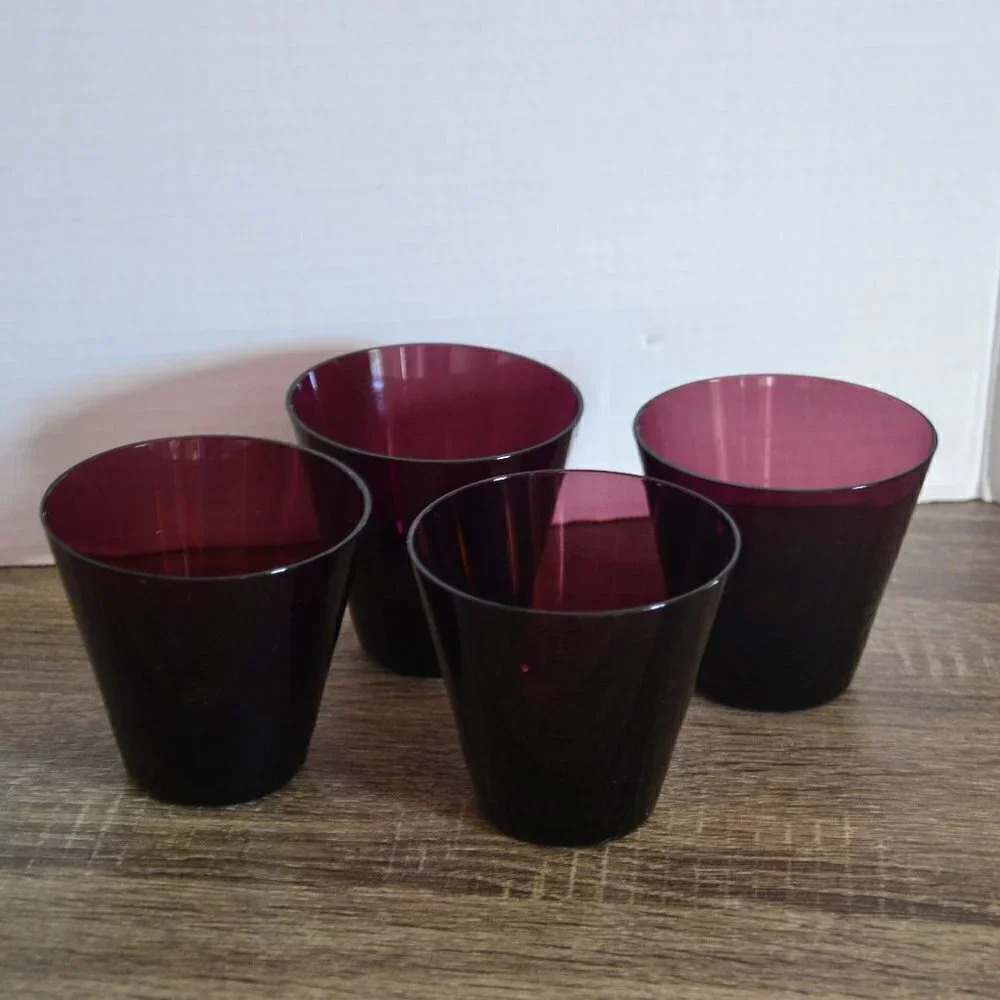 Vtg Set of Four Juice Glasses